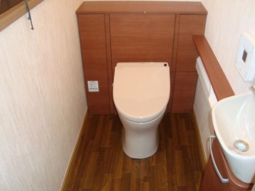 1階・2階のトイレの交換