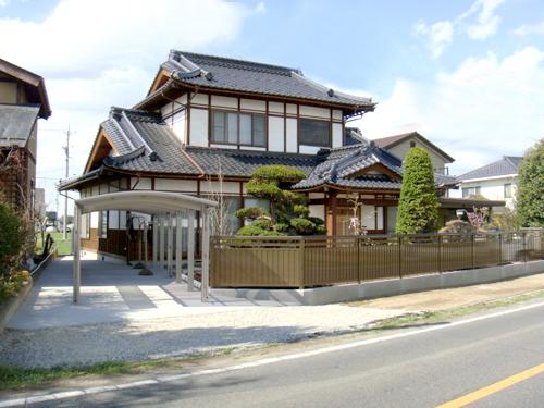 手入れしやすい和風庭園へ