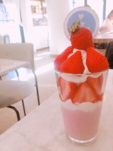 食べ歩き・・?