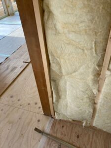 光熱費が高騰している今だからこそ、より重要になる断熱材の施工方法